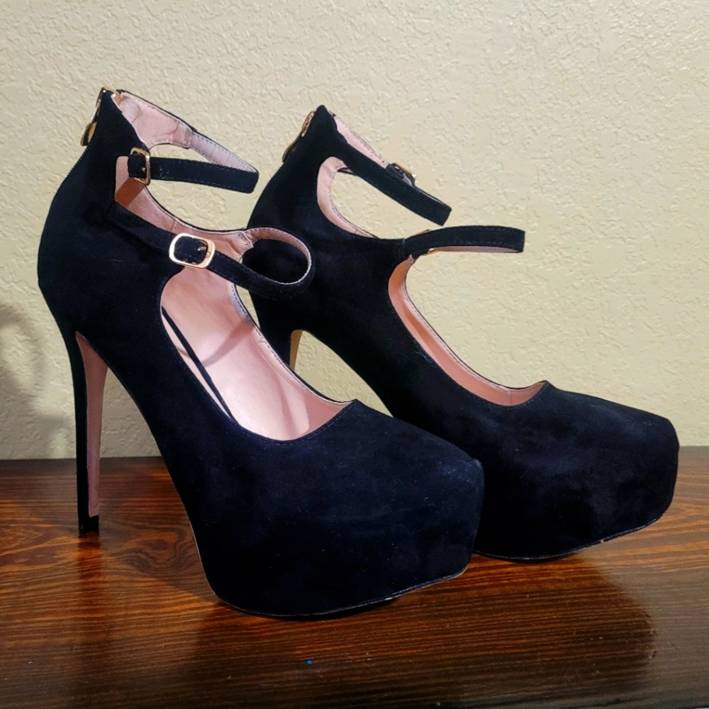 Dream Paris Platform Mary Jane's